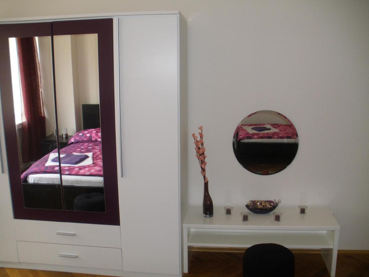 Apartments Tronicek Prag Zimmer foto